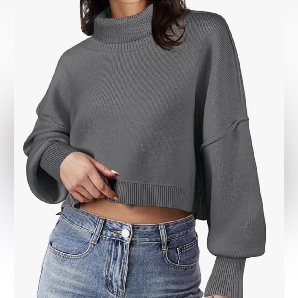 NWT Cropped Sweater Turtleneck Grey Merokeety, Batwing Sleeve